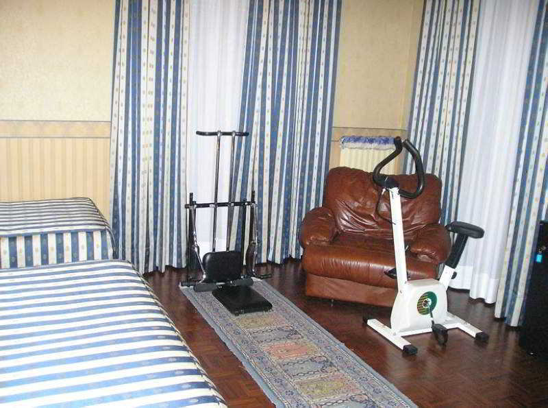 Albergo Ristorante Leon D'Oro Noventa di Piave Bagian luar foto